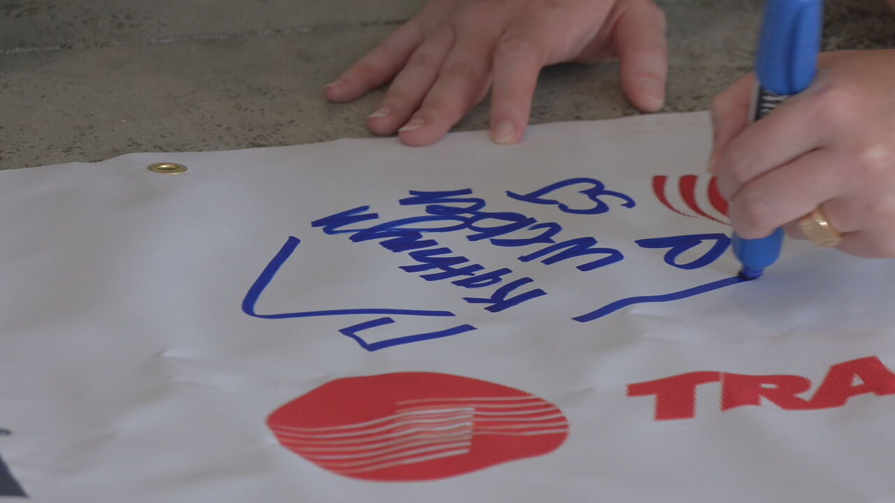St. Jude floor signing party
